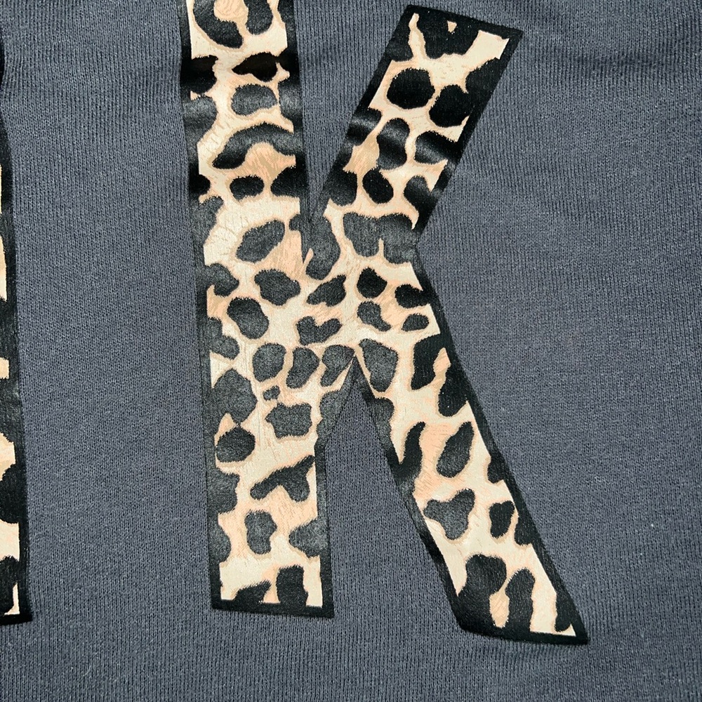 HTF PINK leopard crew - Picture 6 of 6